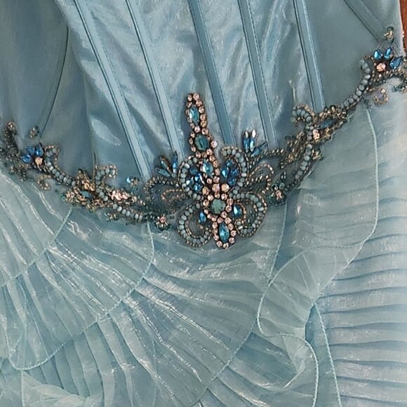 Prom Dress - Picture 3 of 4